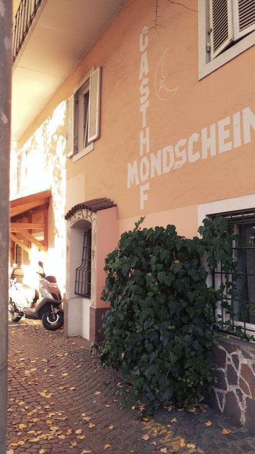 Hôtel Gasthof Mondschein à Merano Extérieur photo