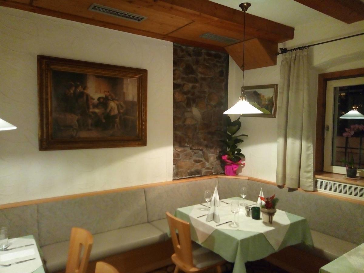 Hôtel Gasthof Mondschein à Merano Extérieur photo